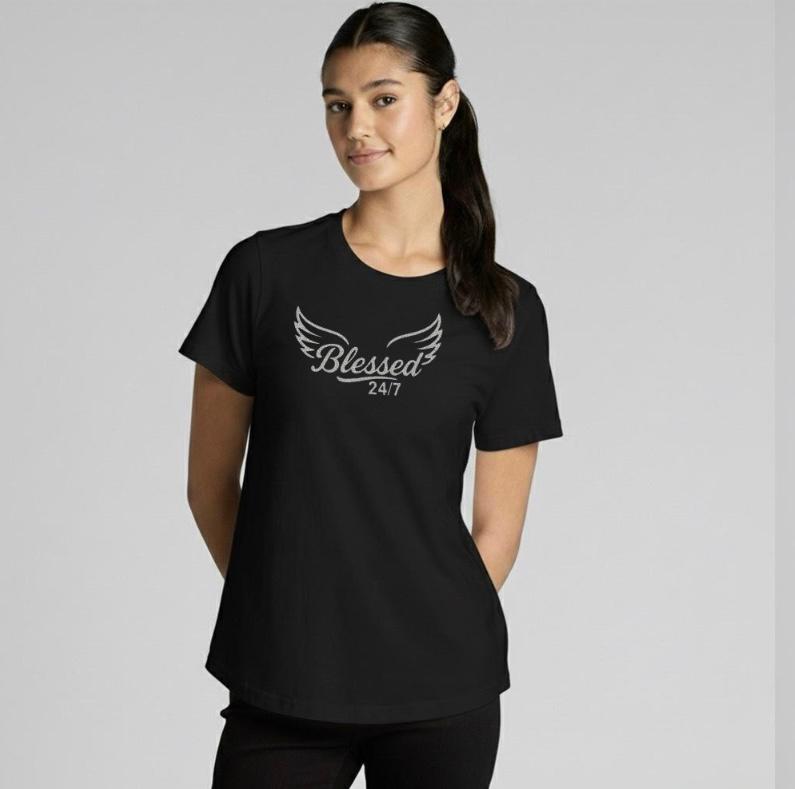 Women's Blessed 24/7 with wings Curve Tee – Black